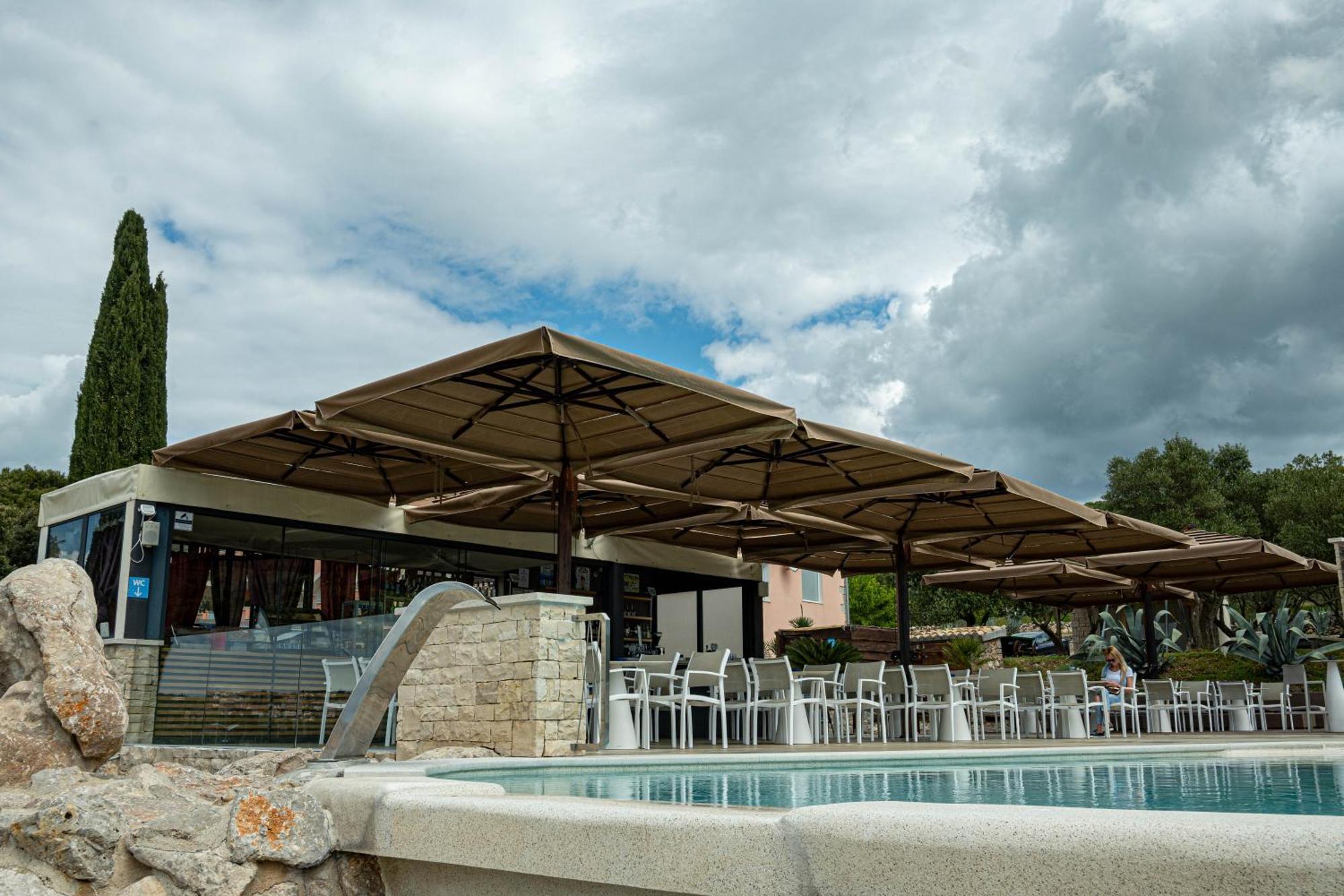 Hotel Kanajt Punat Esterno foto