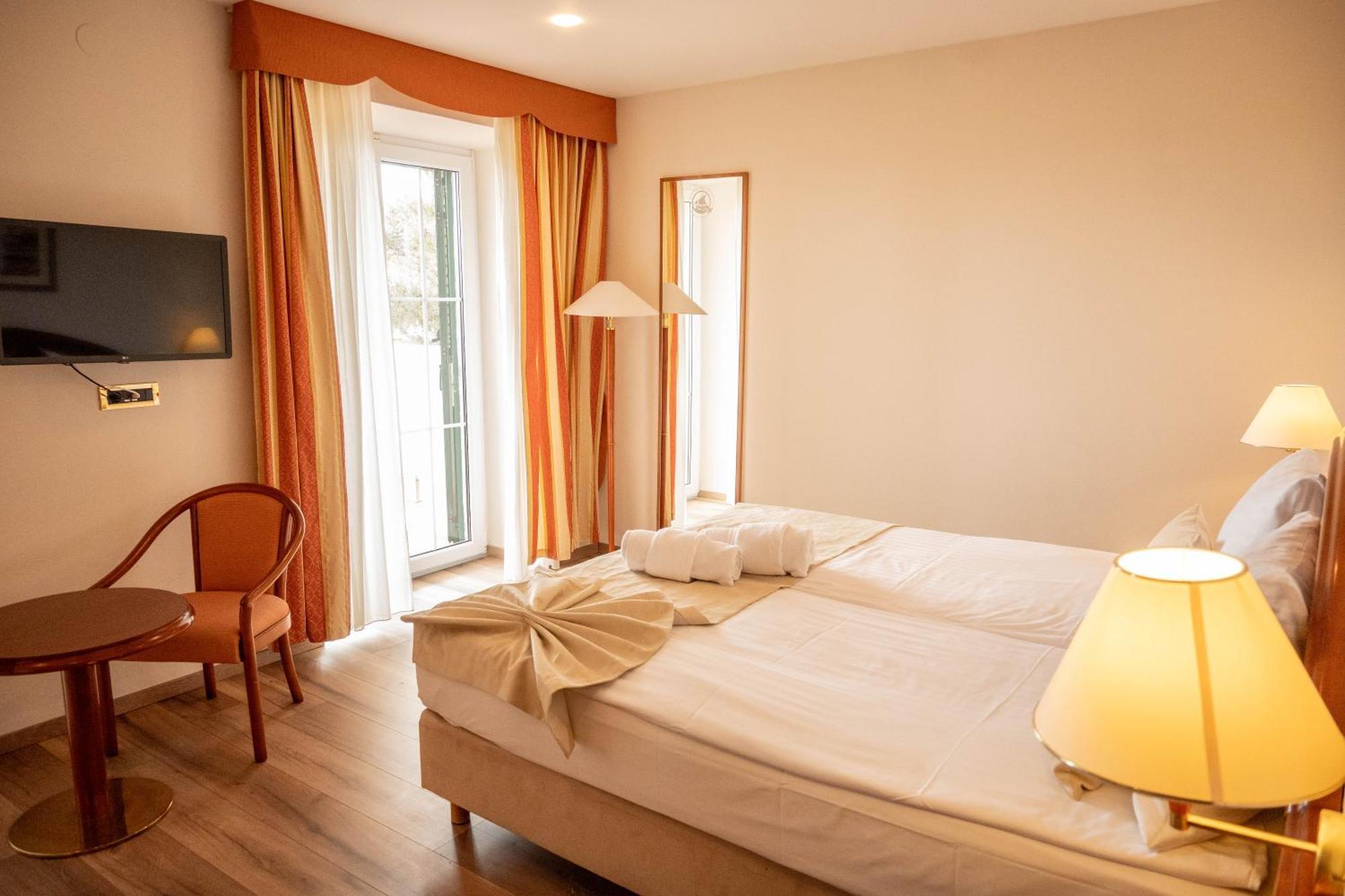 Hotel Kanajt Punat Esterno foto