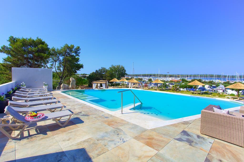 Hotel Kanajt Punat Esterno foto